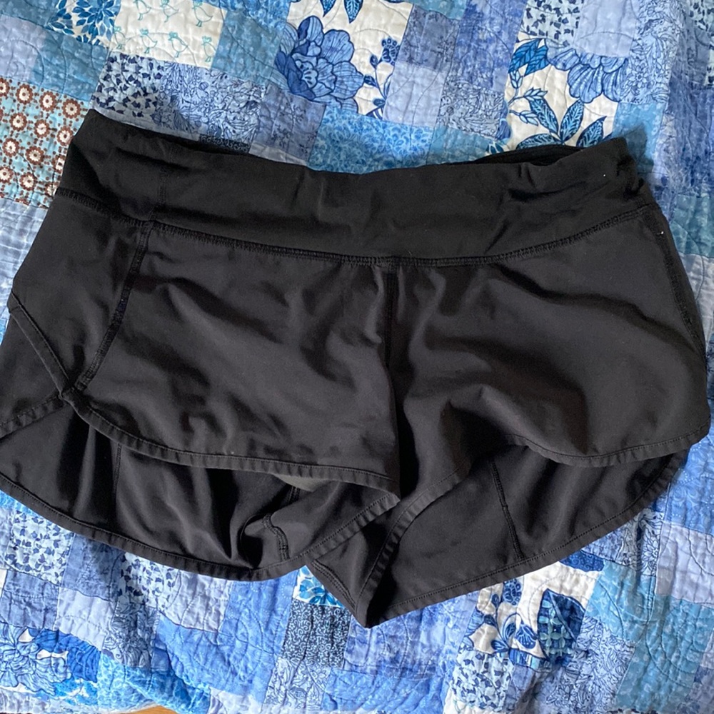 lululemon speed up 2.5inch black shorts